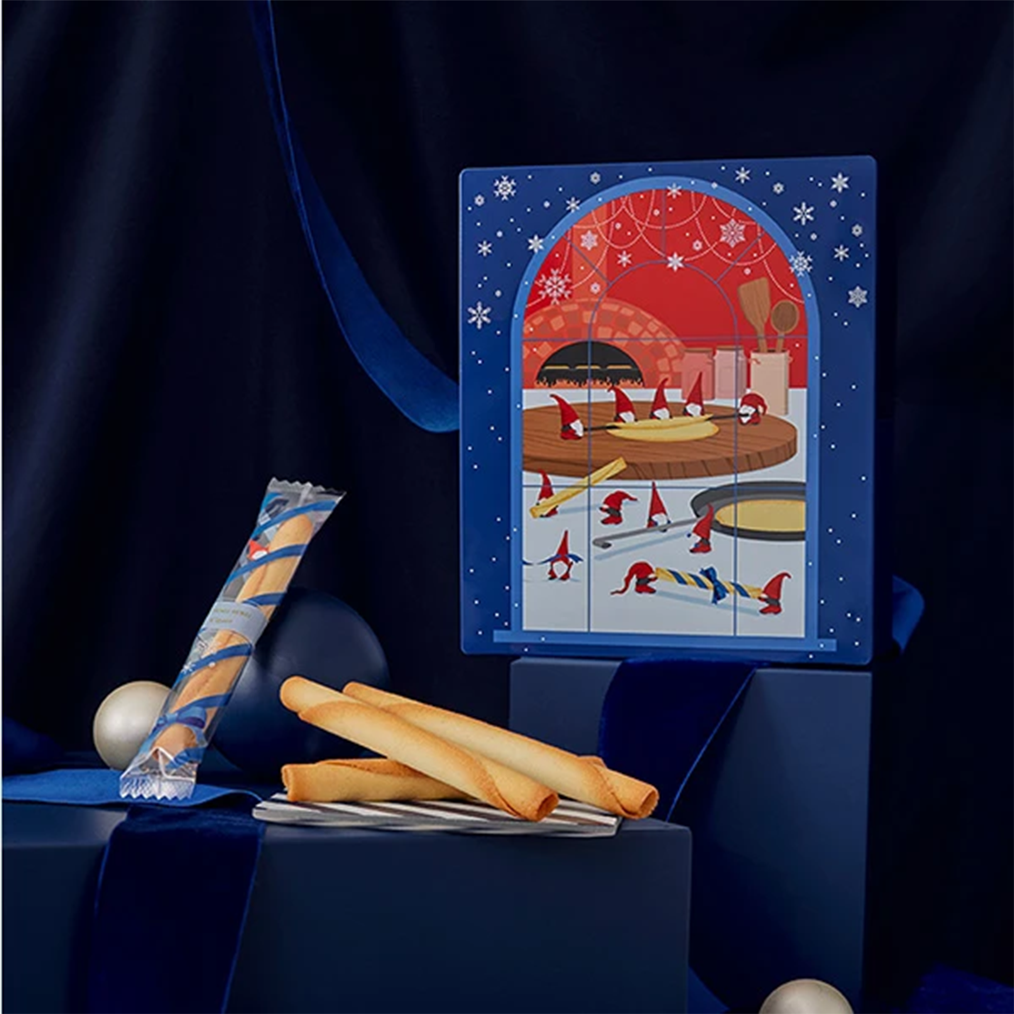 Yoku Moku Original Cigar Egg Rolls Christmas Edition