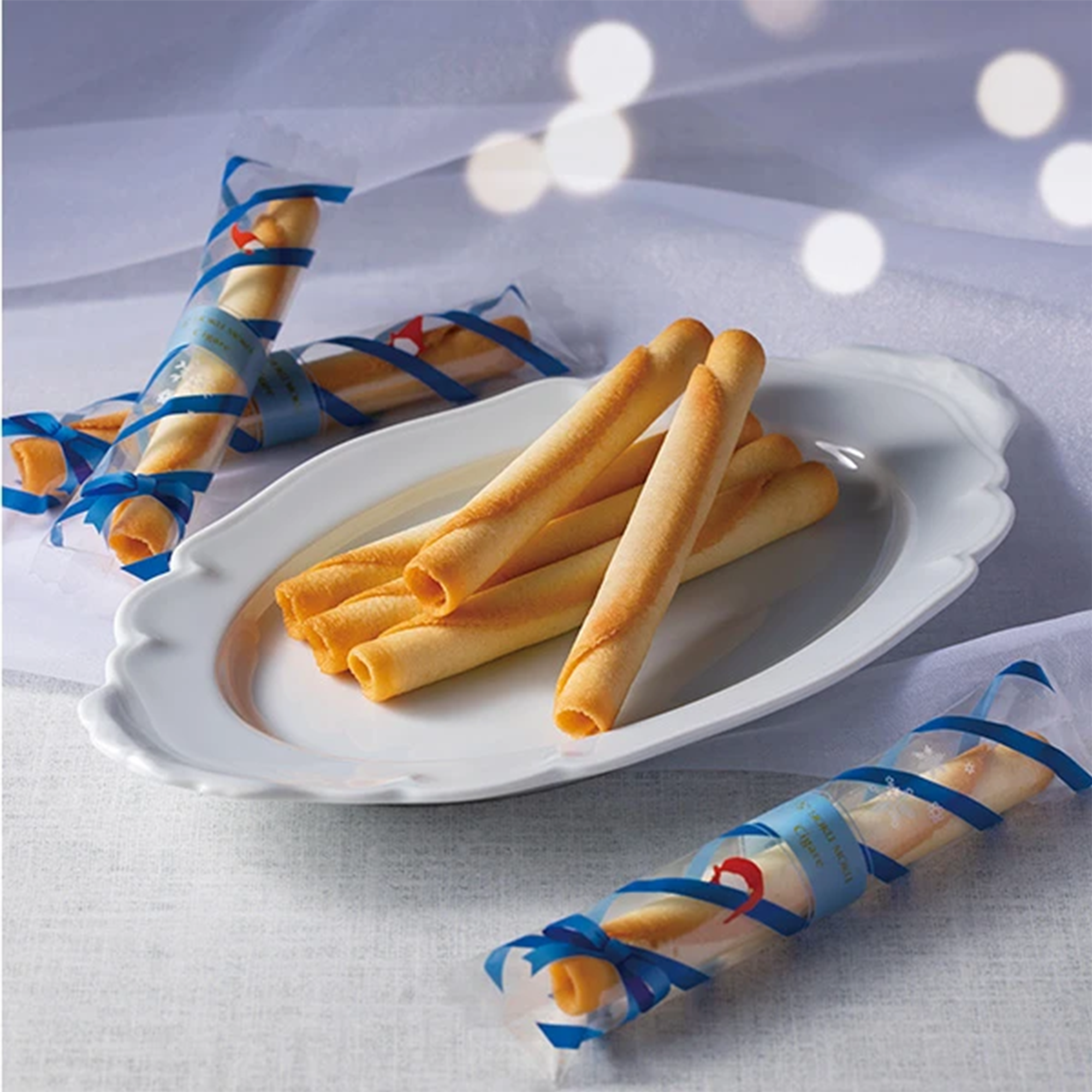 Yoku Moku Original Cigar Egg Rolls Christmas Edition