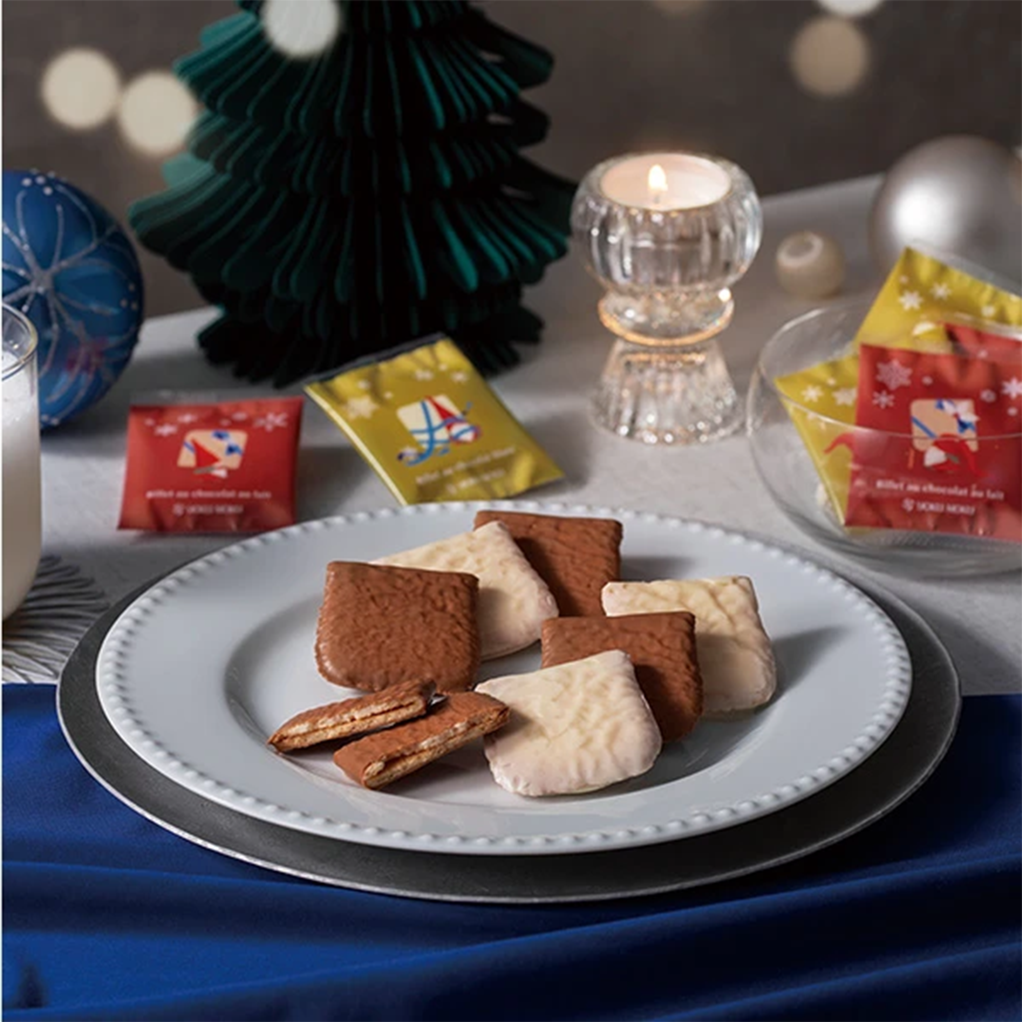 Yoku Moku Milk Chocolate Cookies Christmas Editon