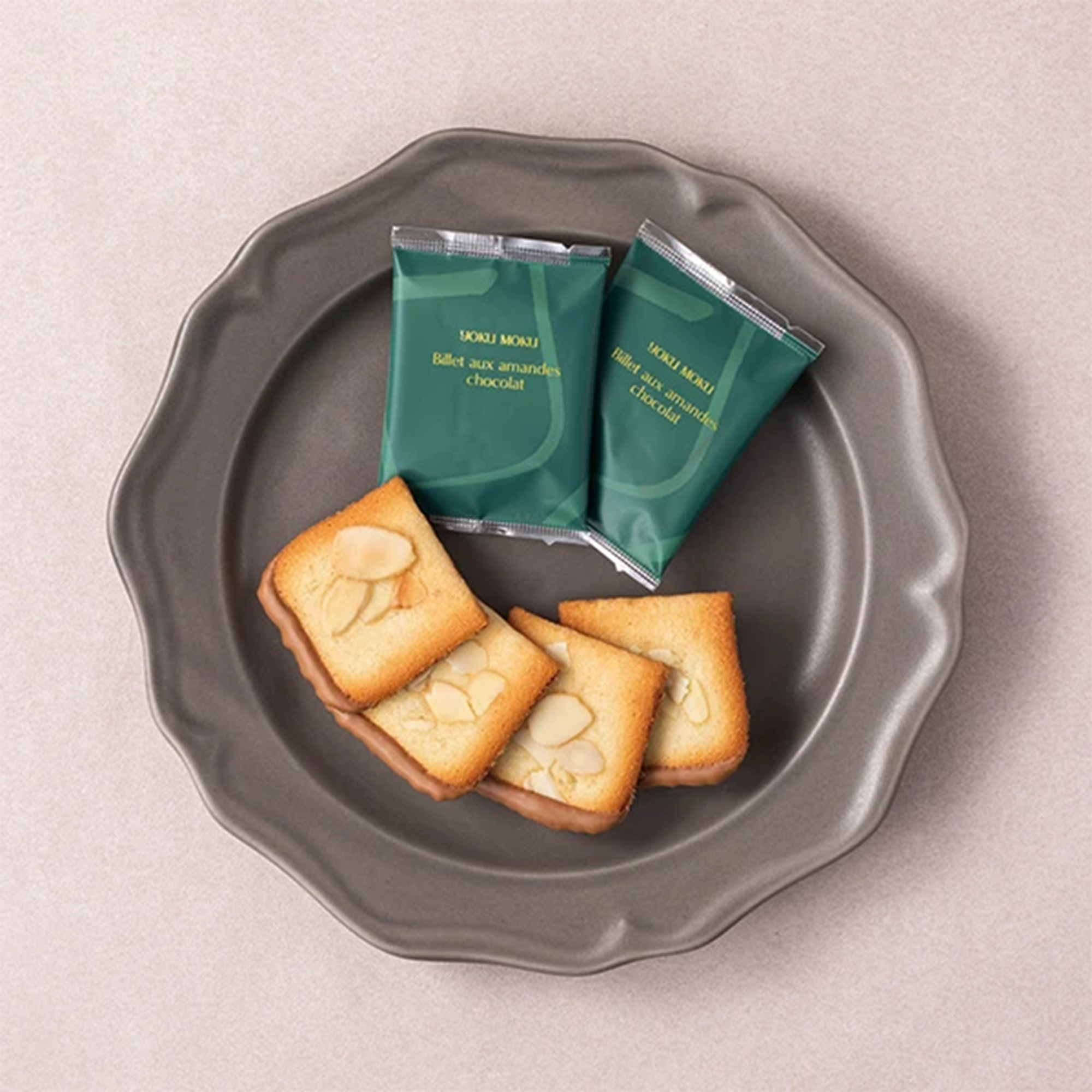 Yoku Moku Milk Chocolate Cookies