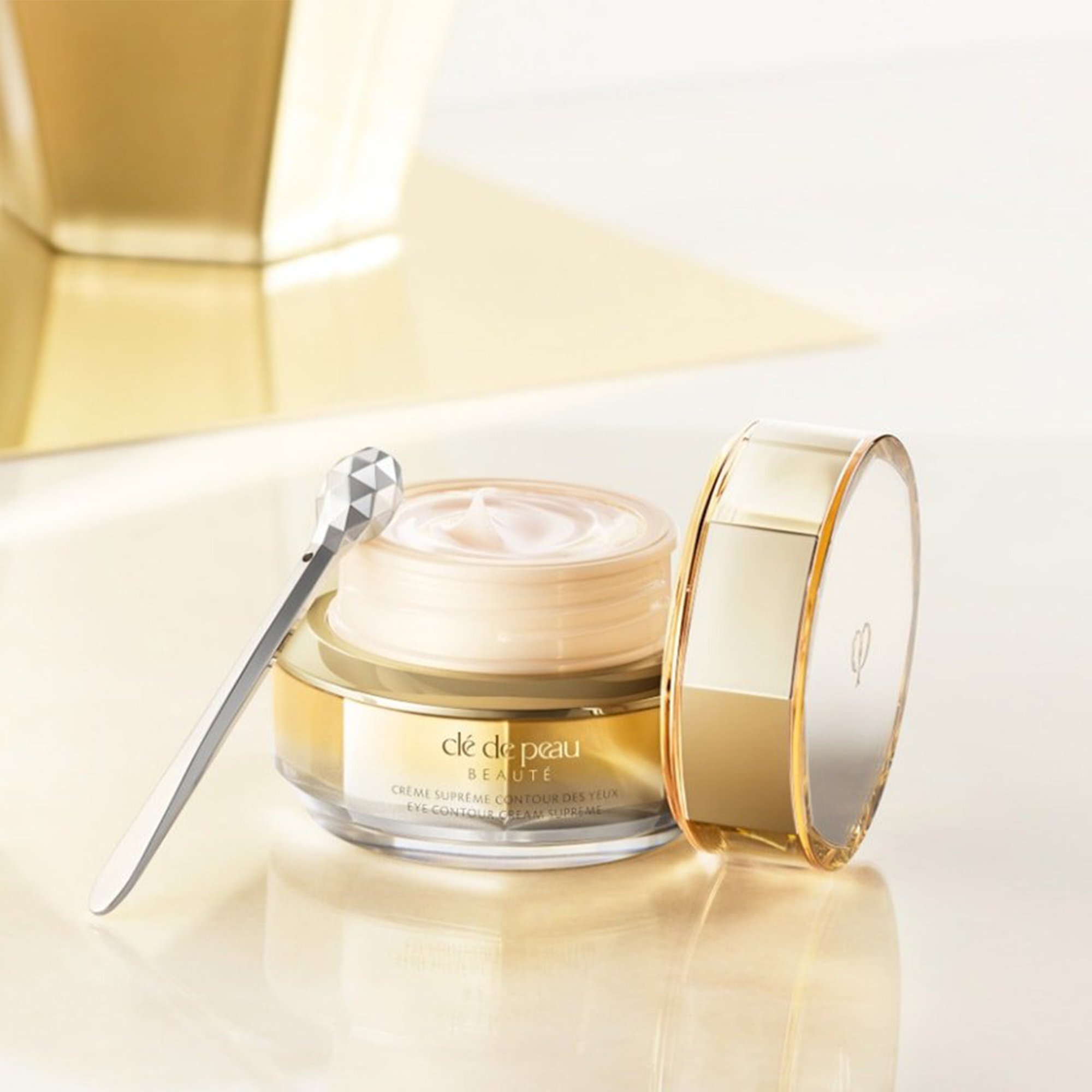 Cle de Peau Beaute Eye Contour Cream Supreme