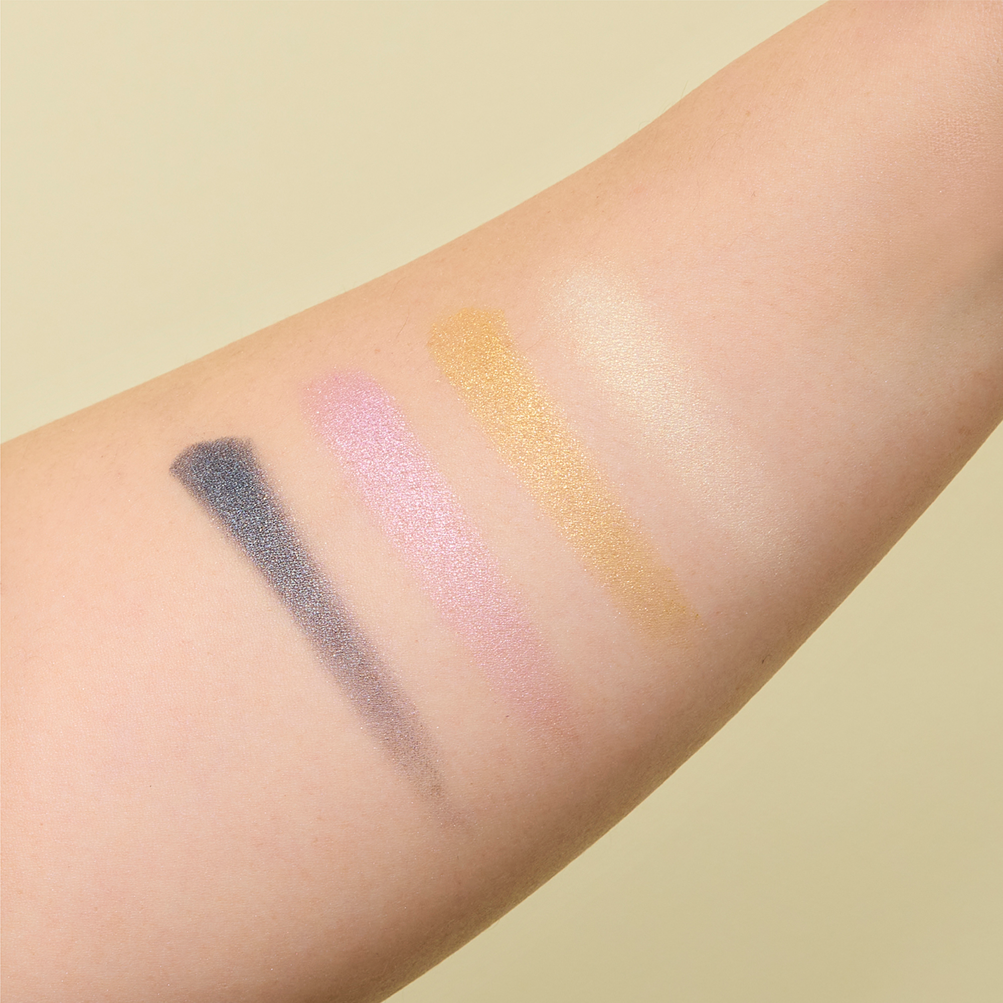 Kanebo Colored Shadow