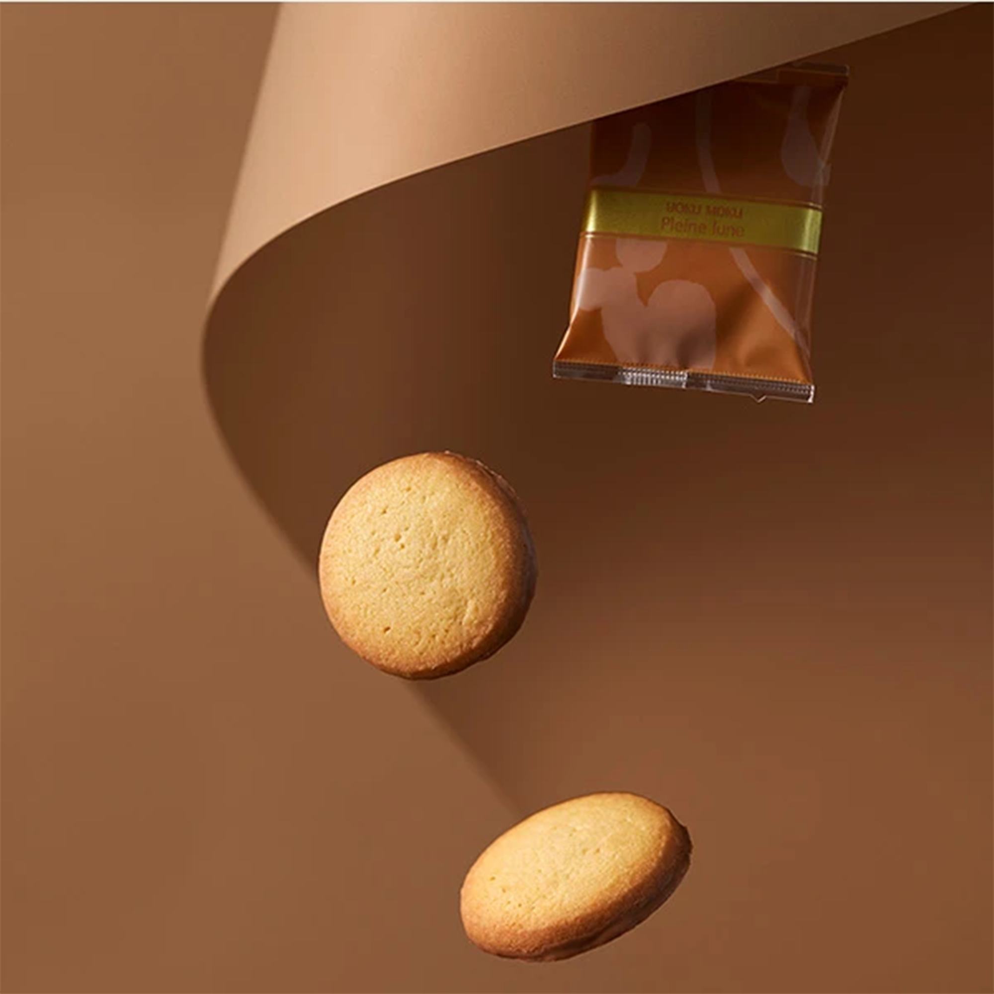 Yoku Moku Milk Chocolate Cookies