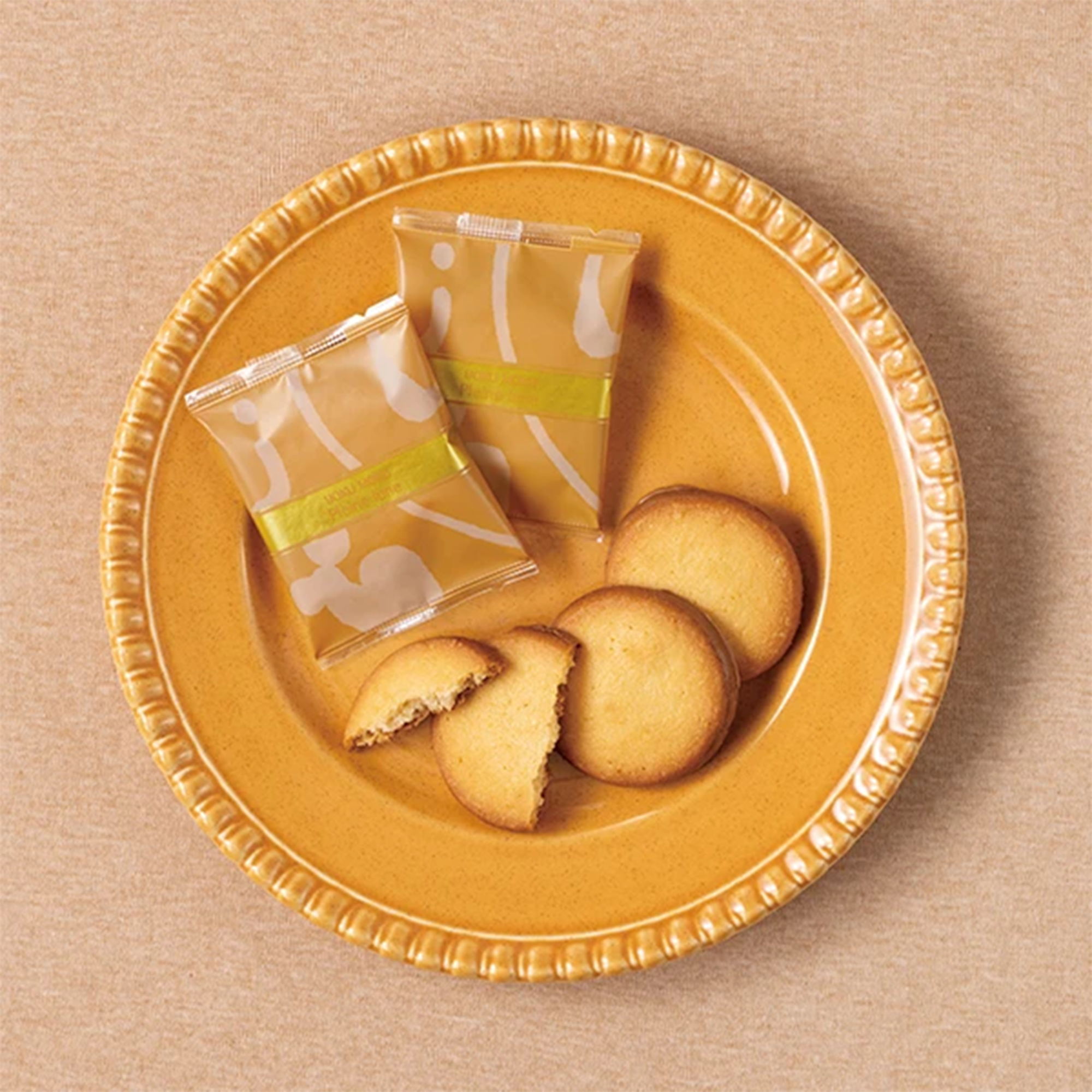 Yoku Moku Milk Chocolate Cookies