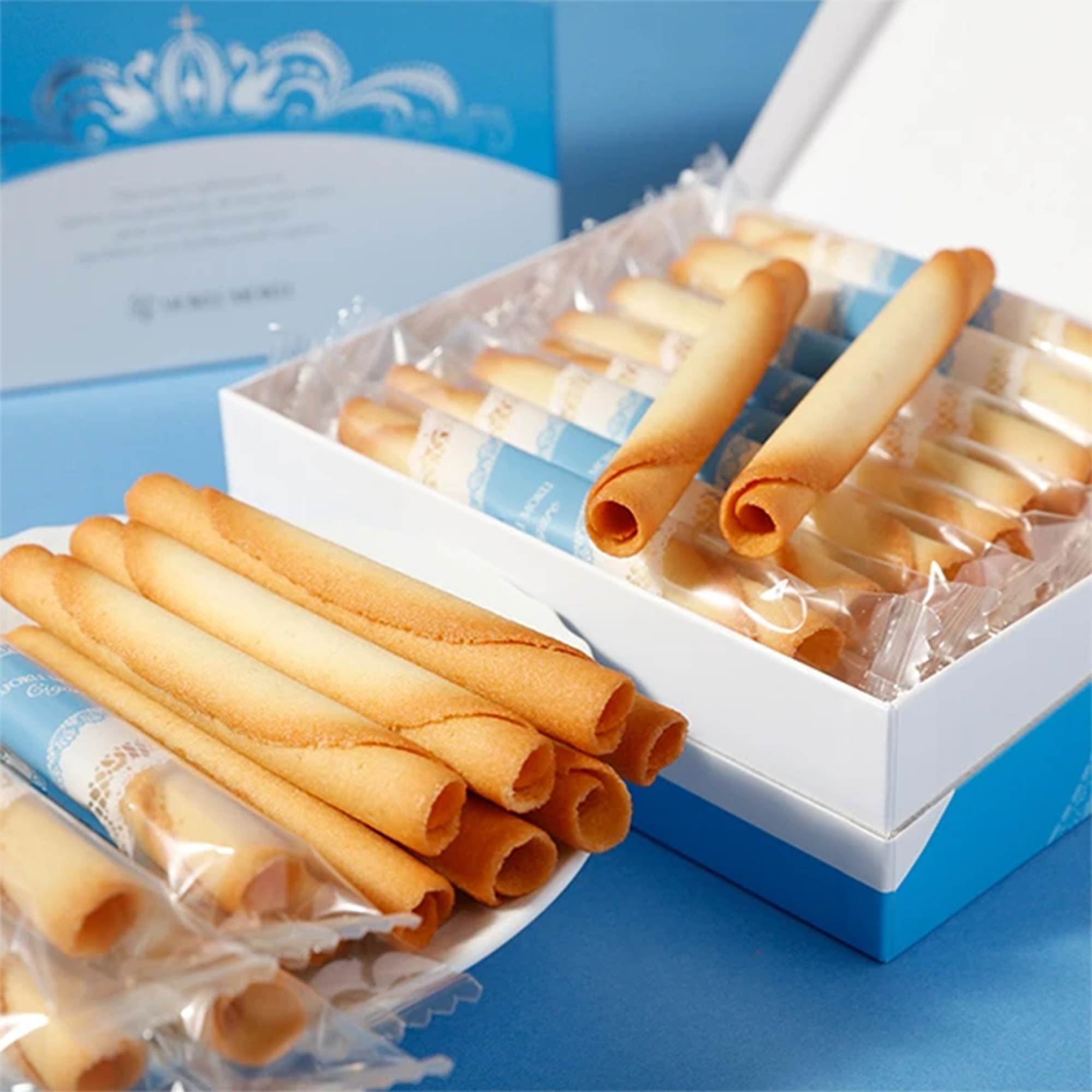 Yoku Moku Original Cigar Egg Rolls Tiara