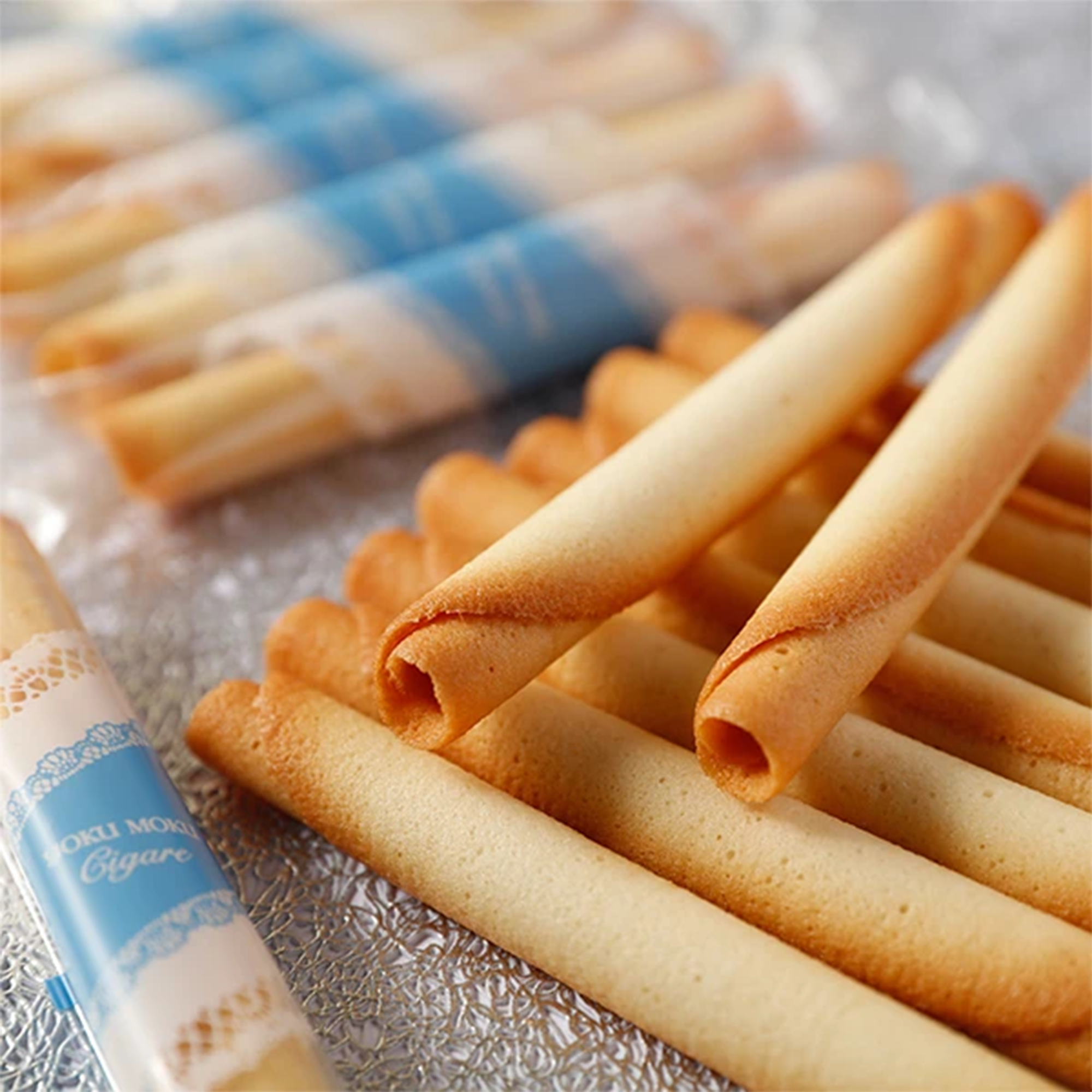 Yoku Moku Original Cigar Egg Rolls Tiara